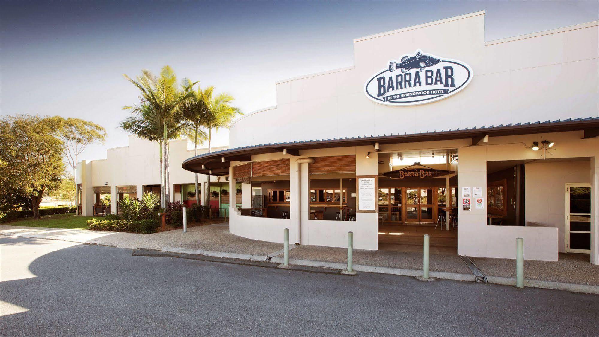 Nightcap At Springwood Hotel Bagian luar foto